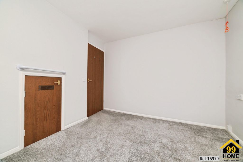 Property photo 3 of 20 Photo 2