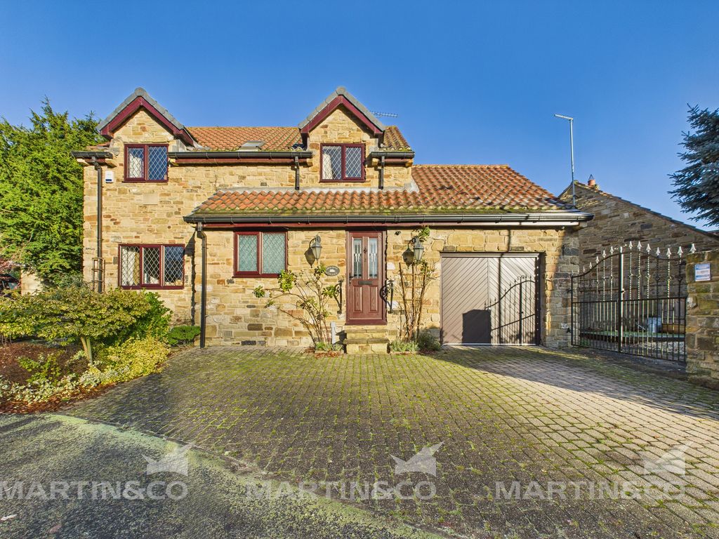 Property photo 1 of 35 Cam02406G0-Pr0555-Still002