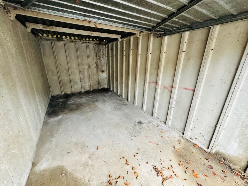 Property photo 2 of 4 Image