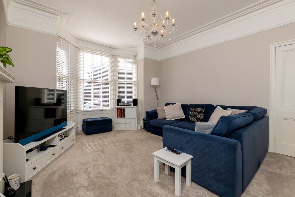 Property photo 2 of 15 Sitting Room