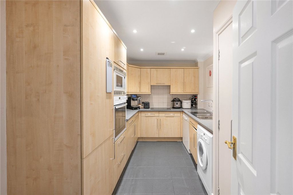 Property photo 3 of 13 Kitchen
