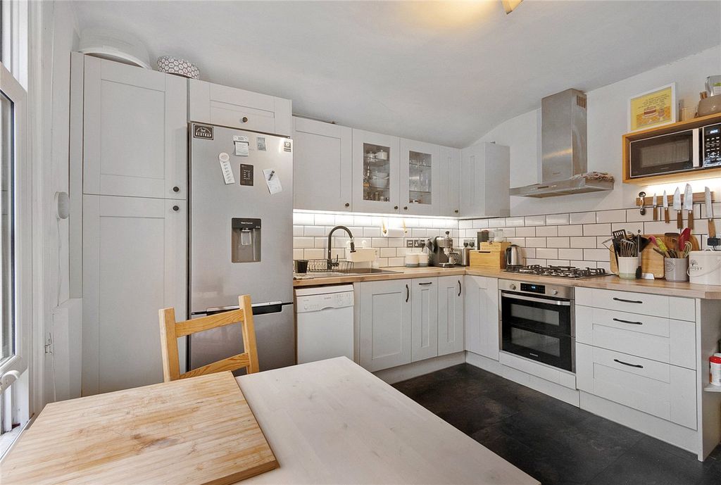 Property photo 2 of 10 Picture No. 09