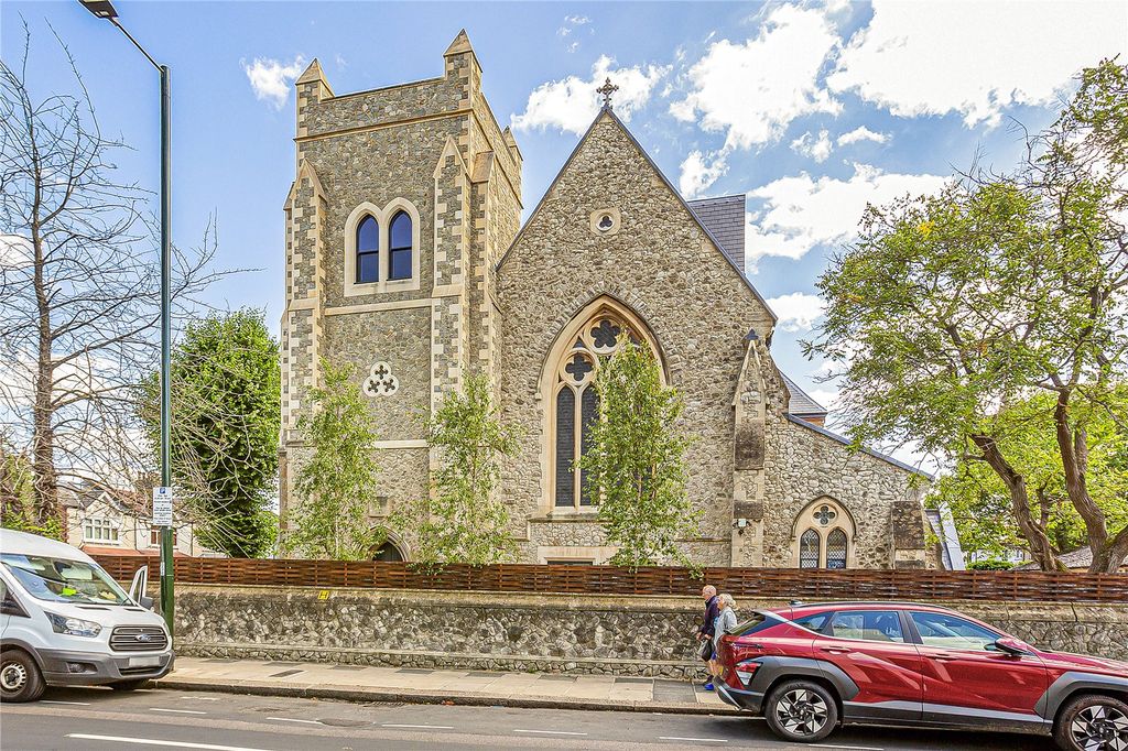 Property photo 2 of 13 Front Exterior