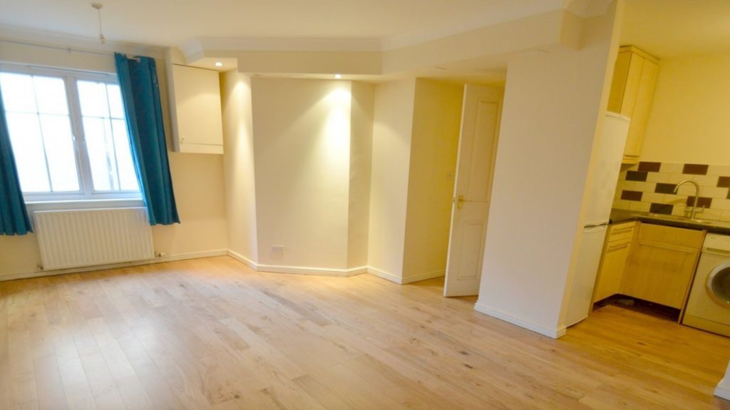 Property photo 3 of 9