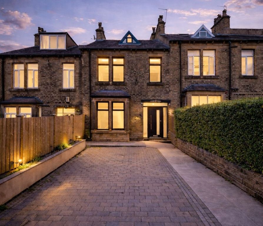 Property photo 1 of 38 Front