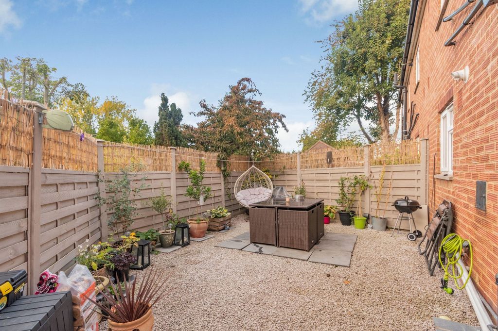 Property photo 3 of 9 Picture No. 16