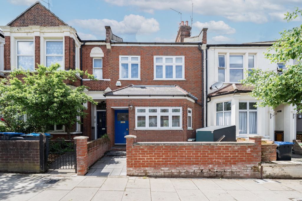 Property photo 3 of 15