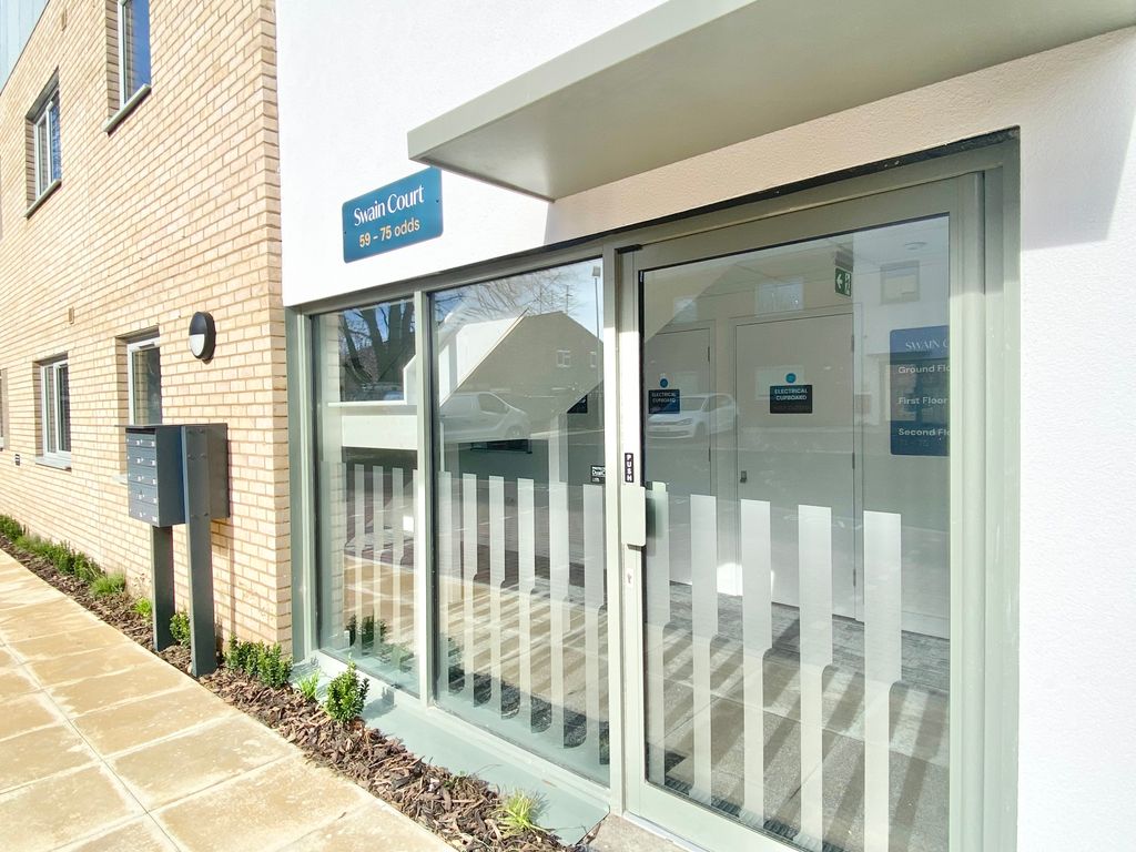 Property photo 1 of 11