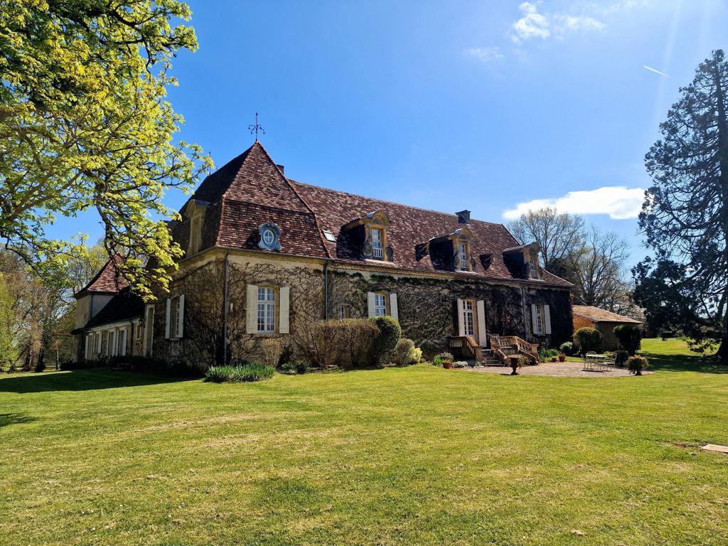 Property photo 1 of 15 Main Exterior View