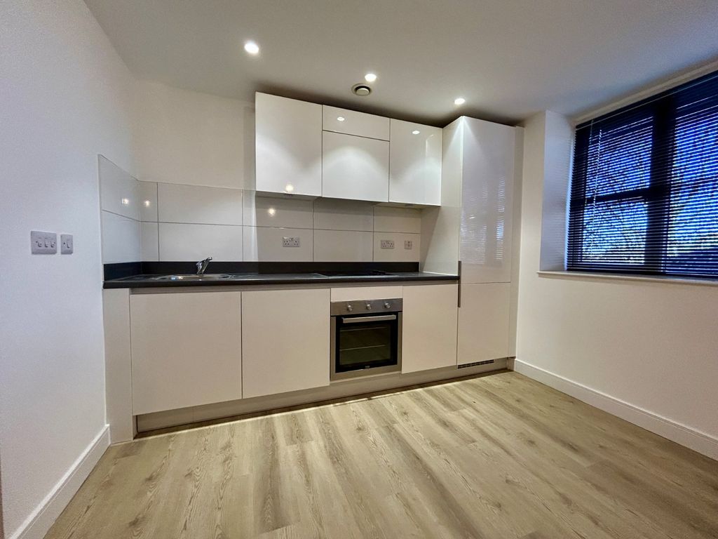 Property photo 3 of 8 Picture No. 09