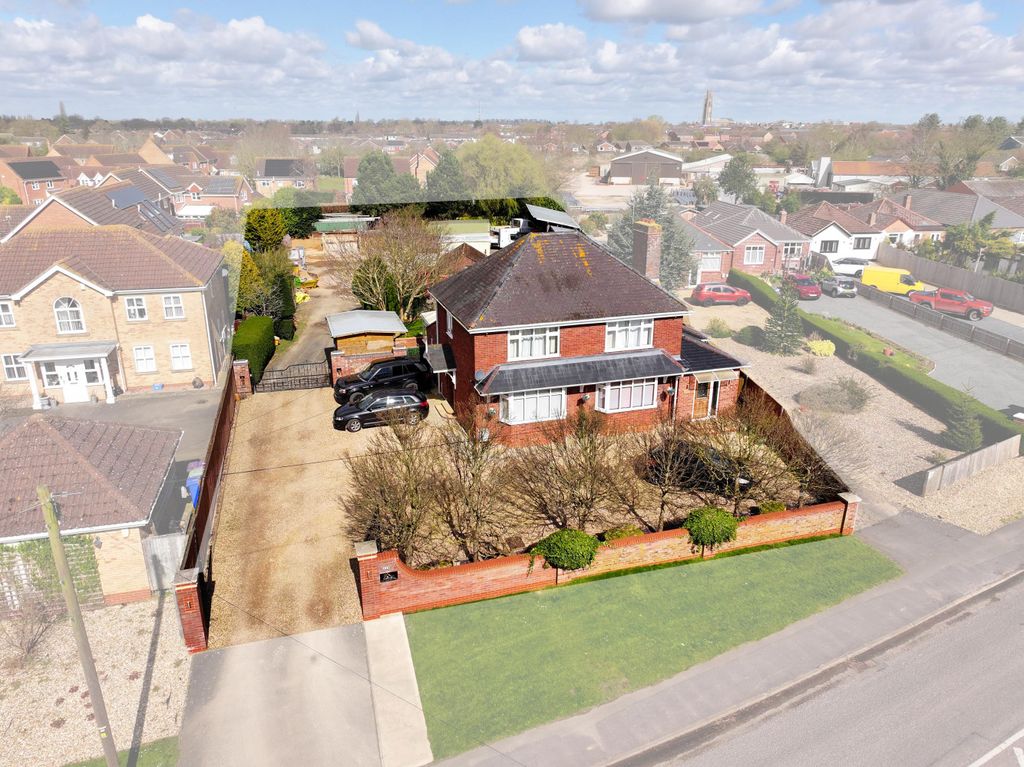 Property photo 1 of 6