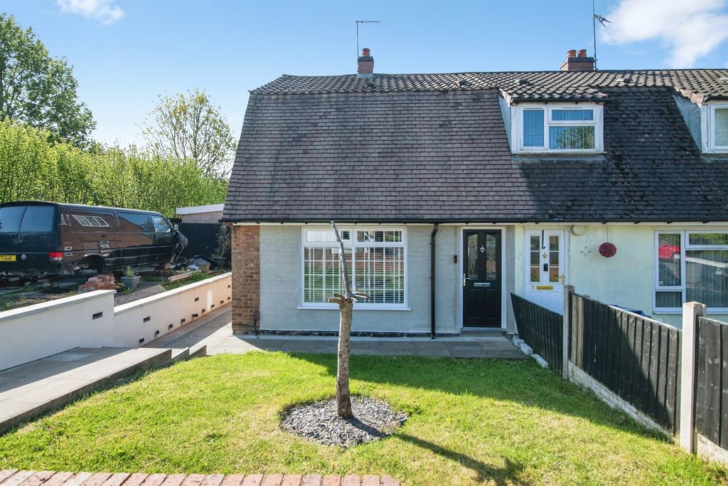 Property photo 1 of 17