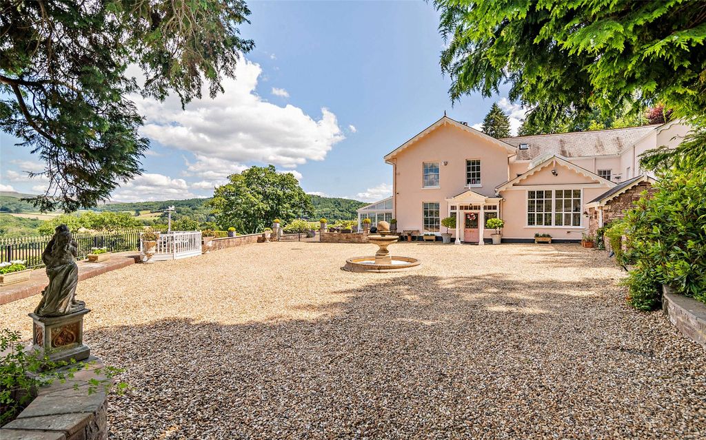 Property photo 2 of 45 Picture No. 26