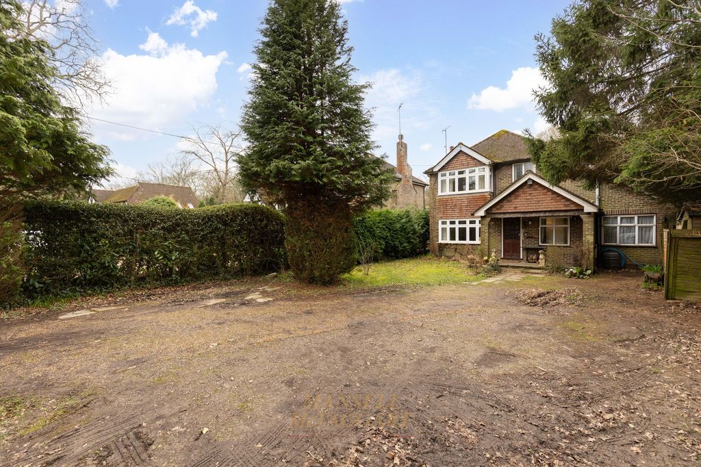 Property photo 1 of 32