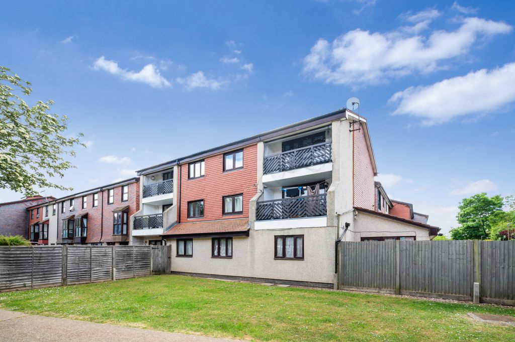 Property photo 1 of 18 Picture No. 04
