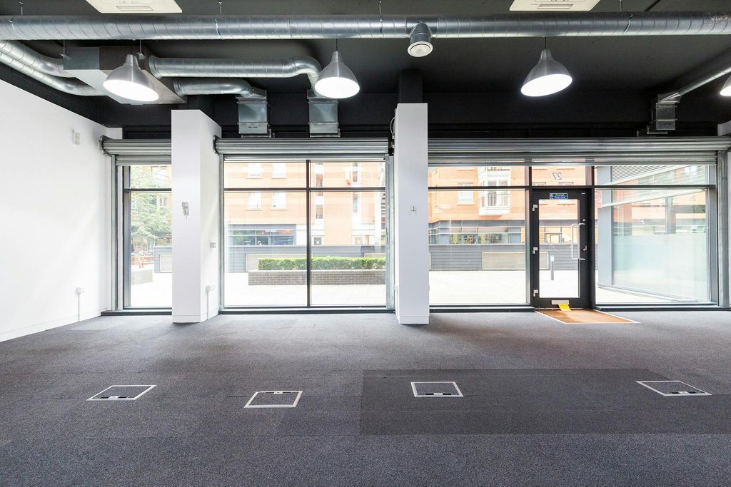 Property photo 1 of 15 Units 27 Studios Holloway   03.Jpg