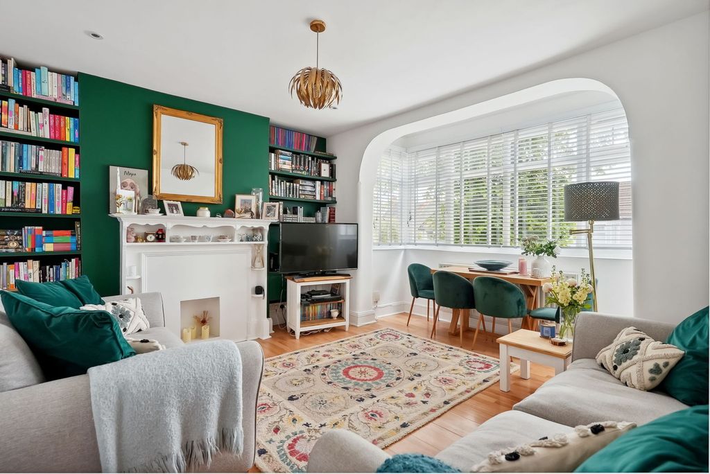 Property photo 1 of 14