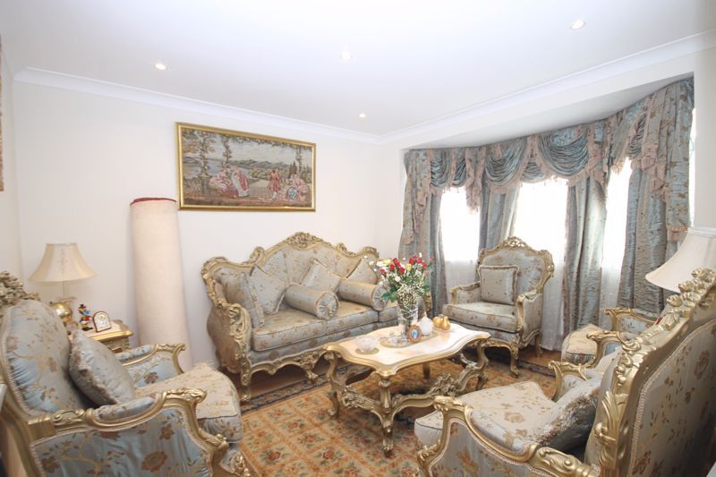 Property photo 2 of 18 Photo 8