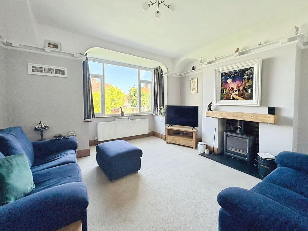 Property photo 3 of 12 Photo 10