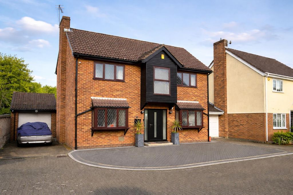 Property photo 1 of 28 B97F20F9-20Be-4194-A5B5-922325828Dac.Png