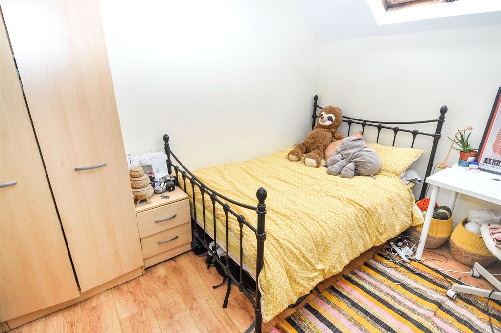 Property photo 3 of 9 Picture No. 04
