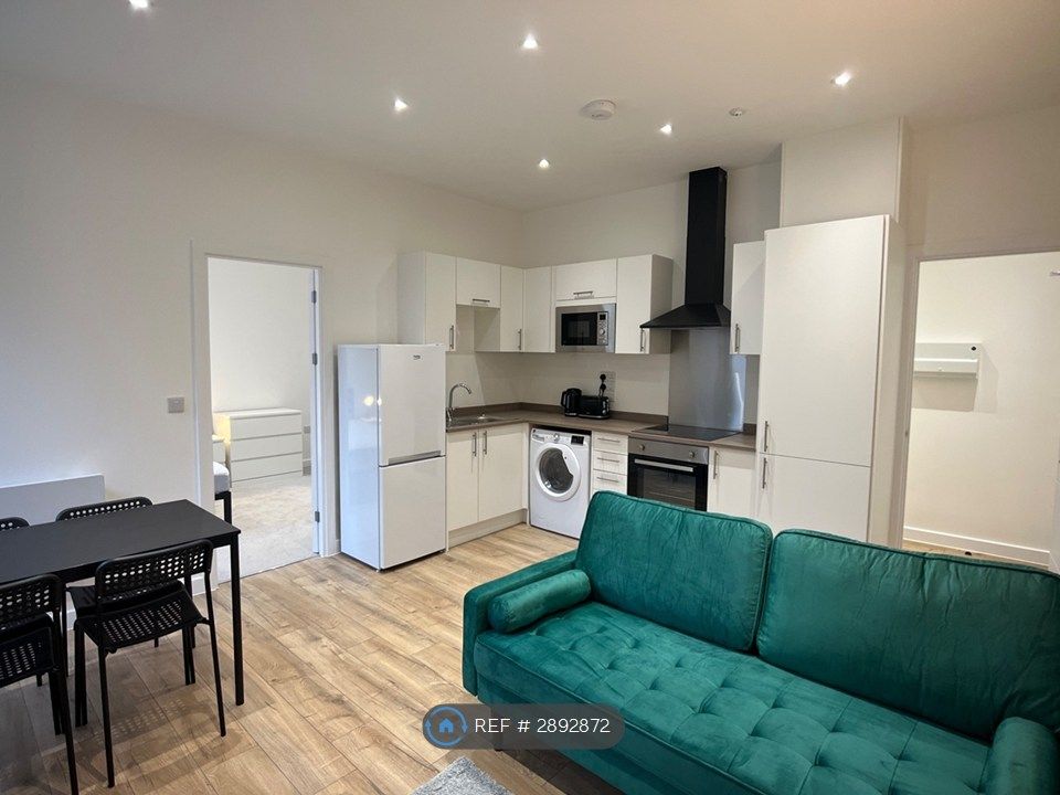 Property photo 2 of 15 Living Kitchen View 1