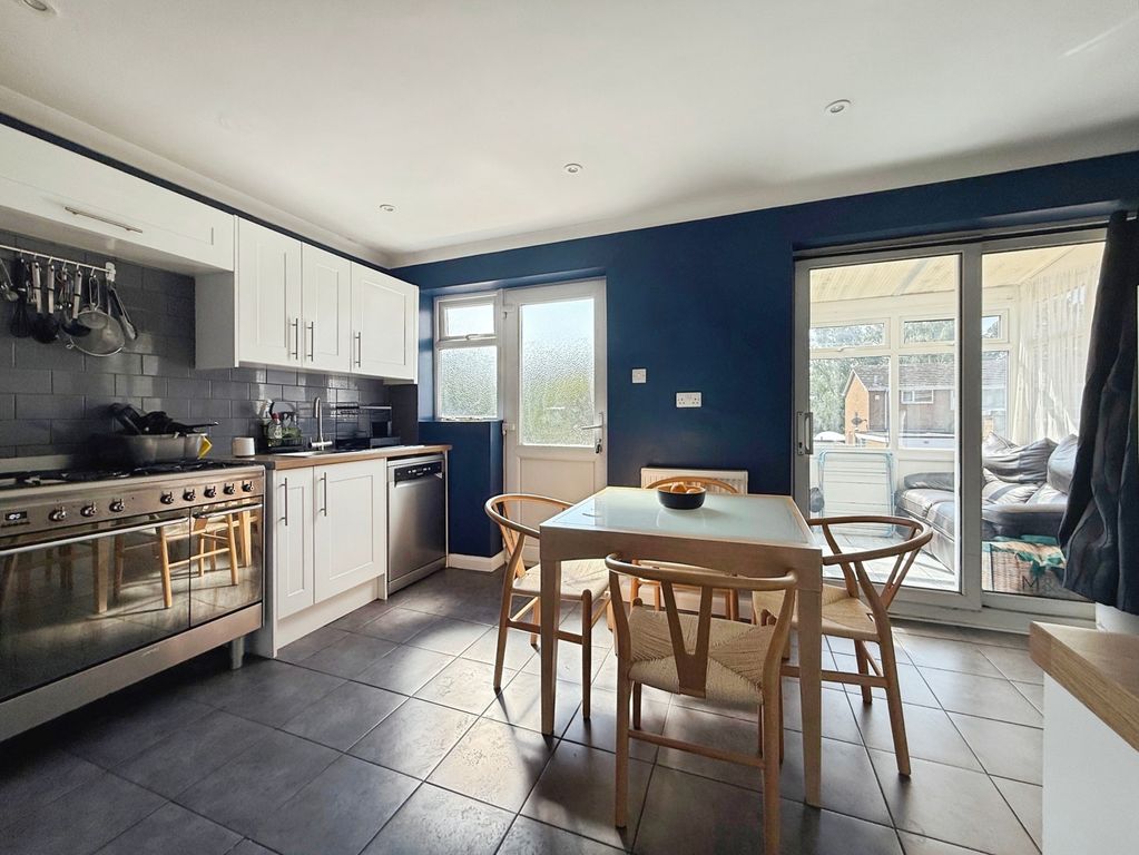 Property photo 2 of 15 Pbox-Img.Jpg