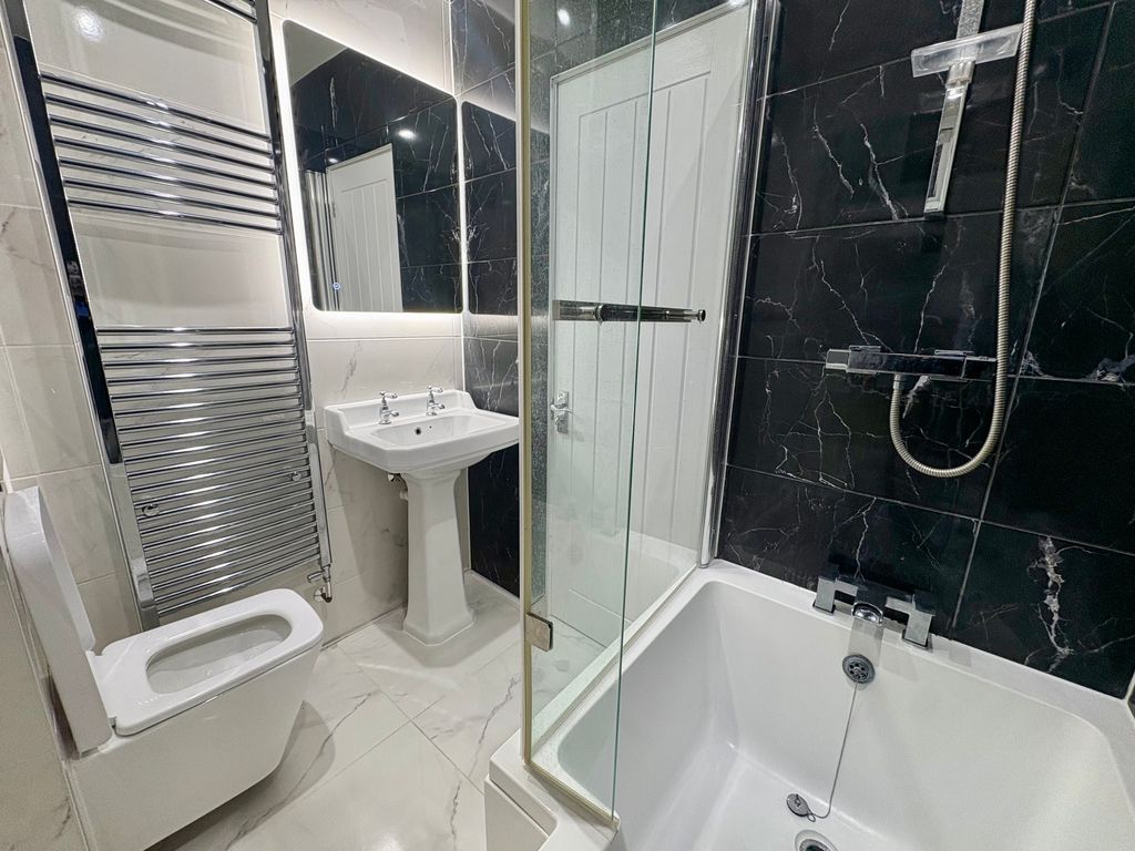 Property photo 3 of 6 Img_3972