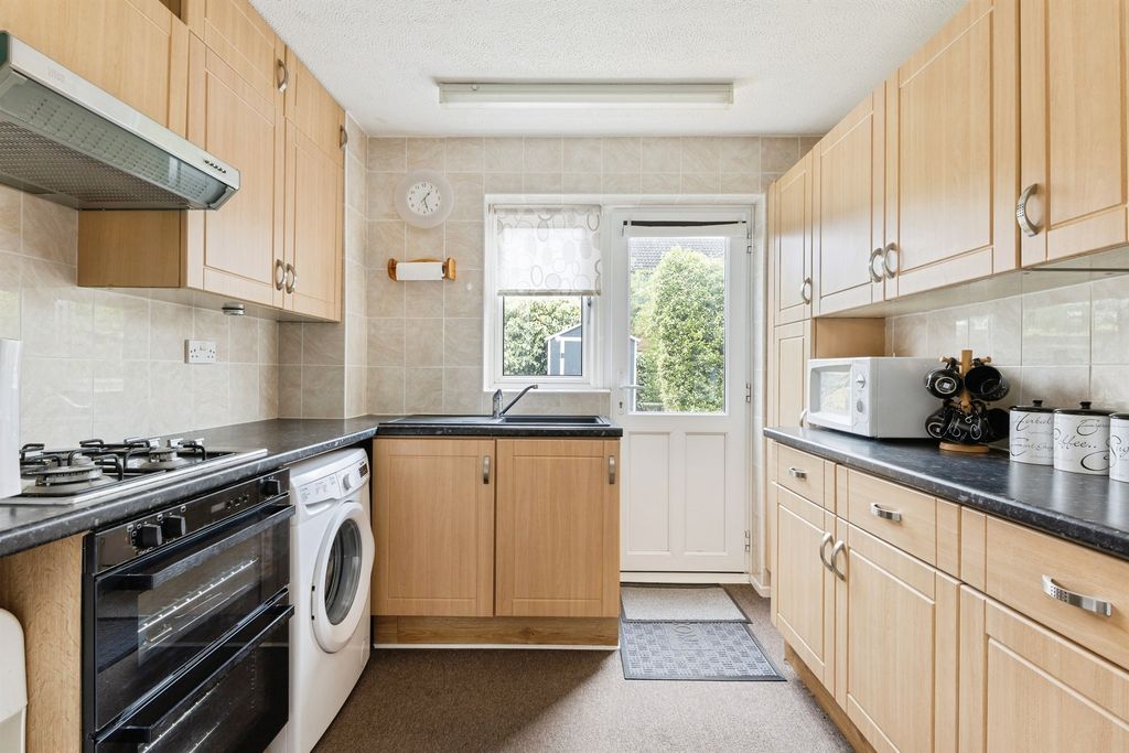 Property photo 3 of 19