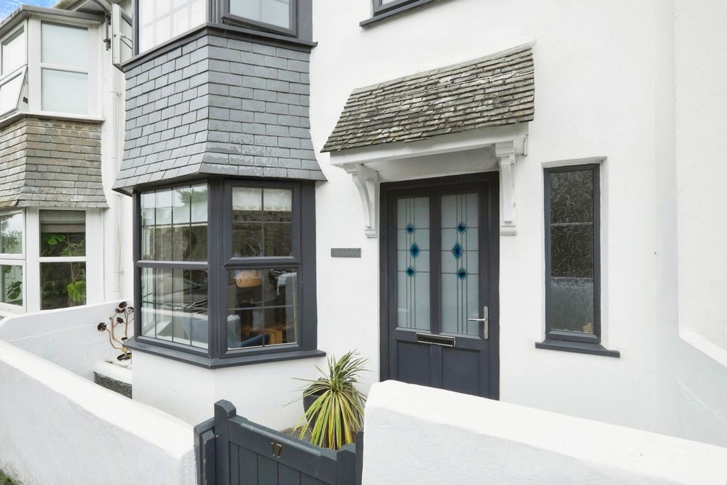 Property photo 2 of 18 Copperfish