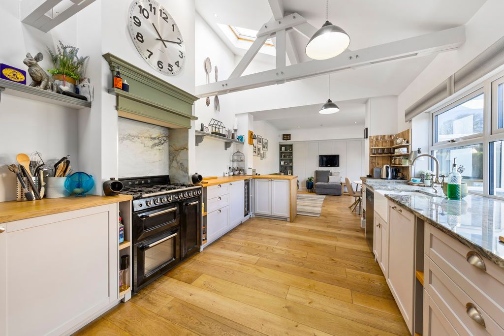 Property photo 2 of 37 Kitchen