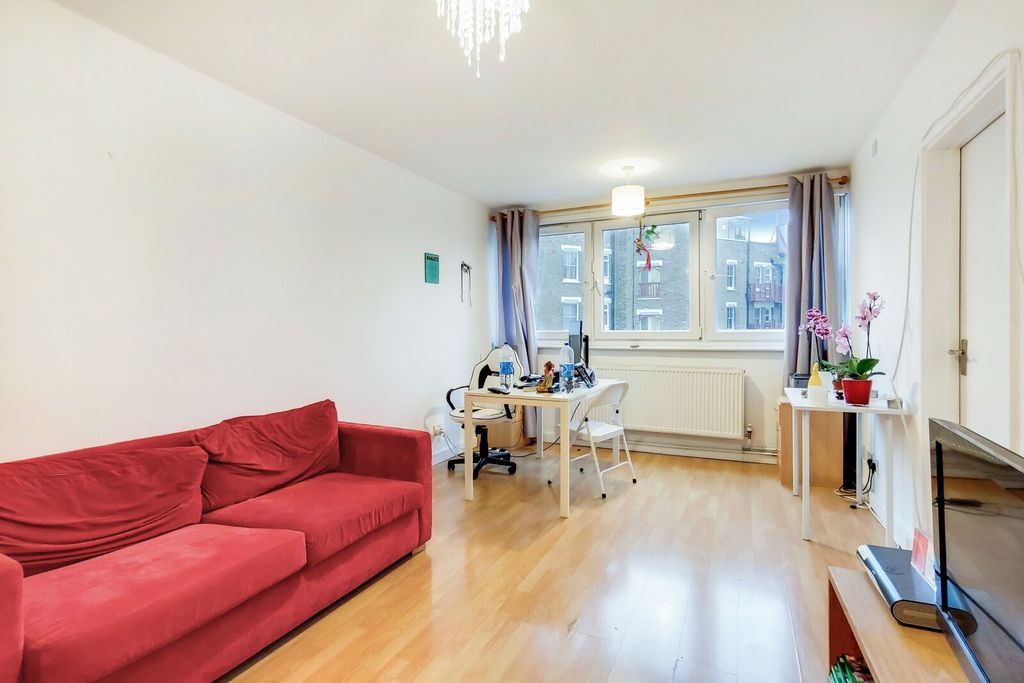 Property photo 3 of 13