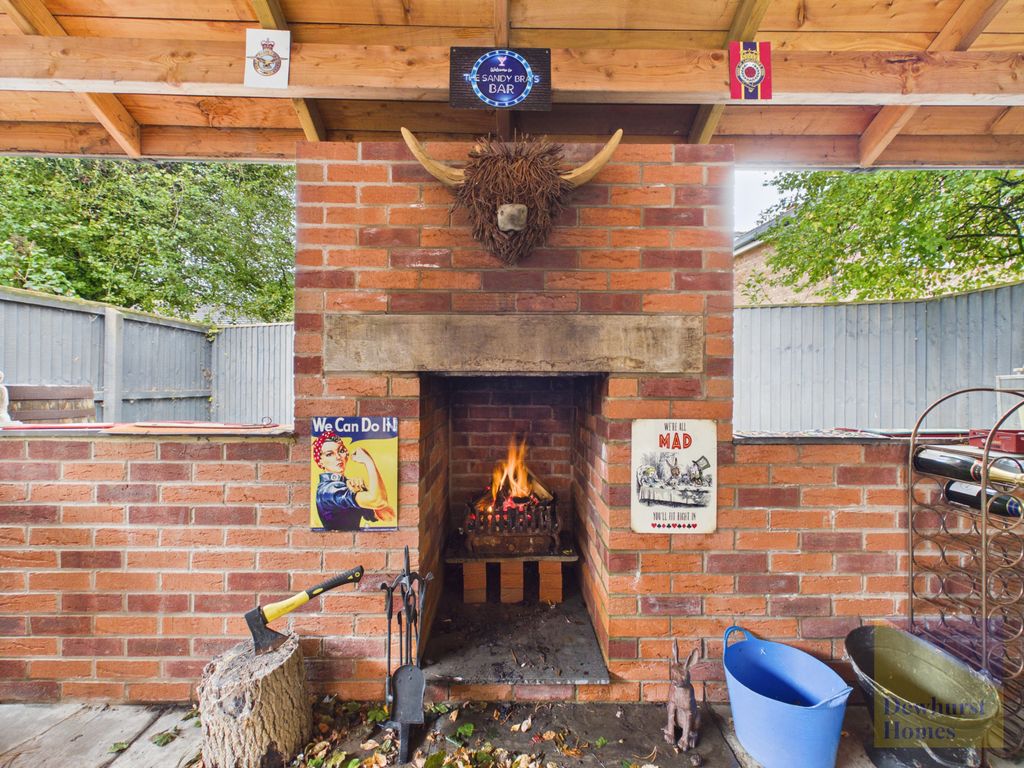 Property photo 3 of 28