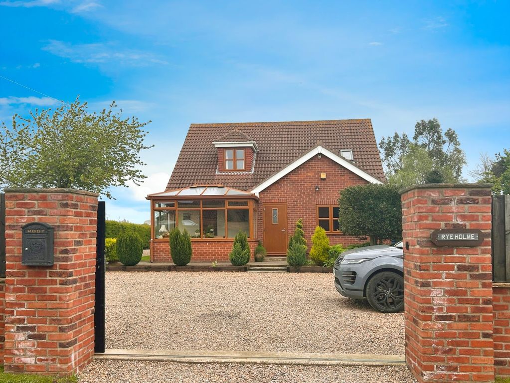 Property photo 1 of 38 Front