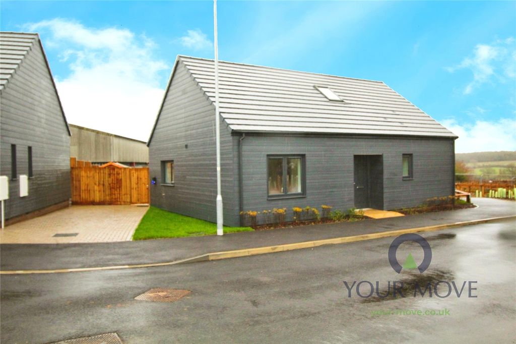 Property photo 1 of 22 Front