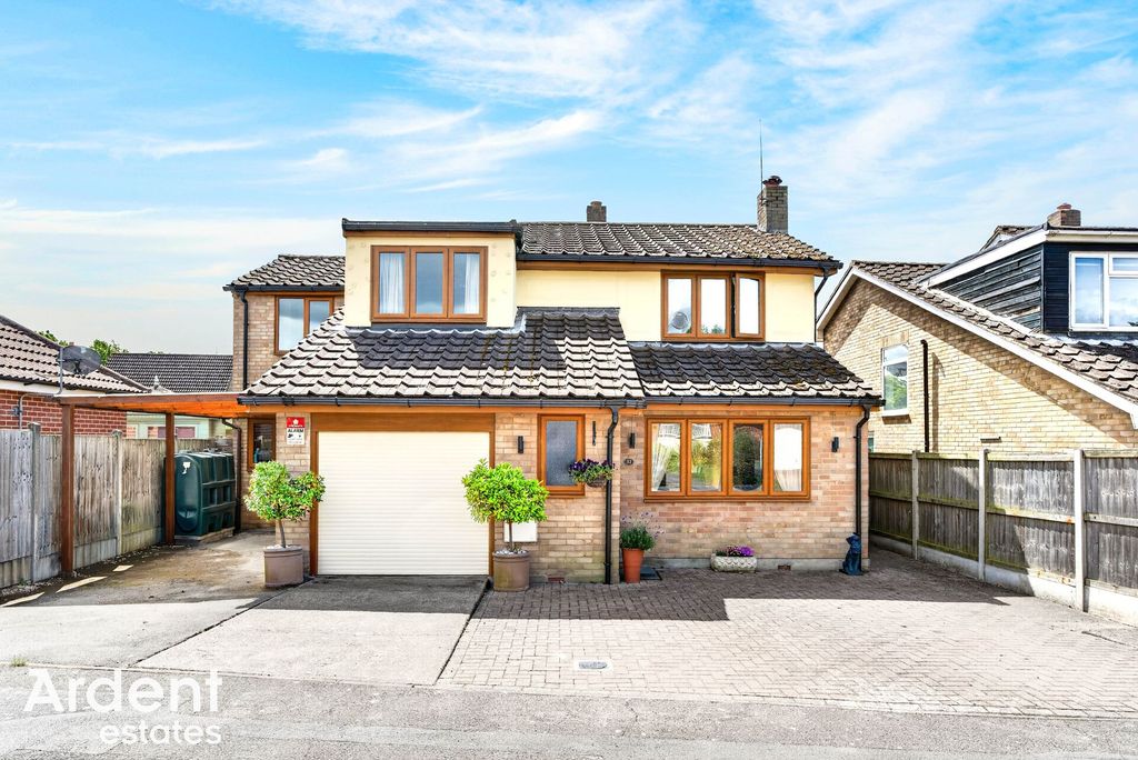 Property photo 1 of 34