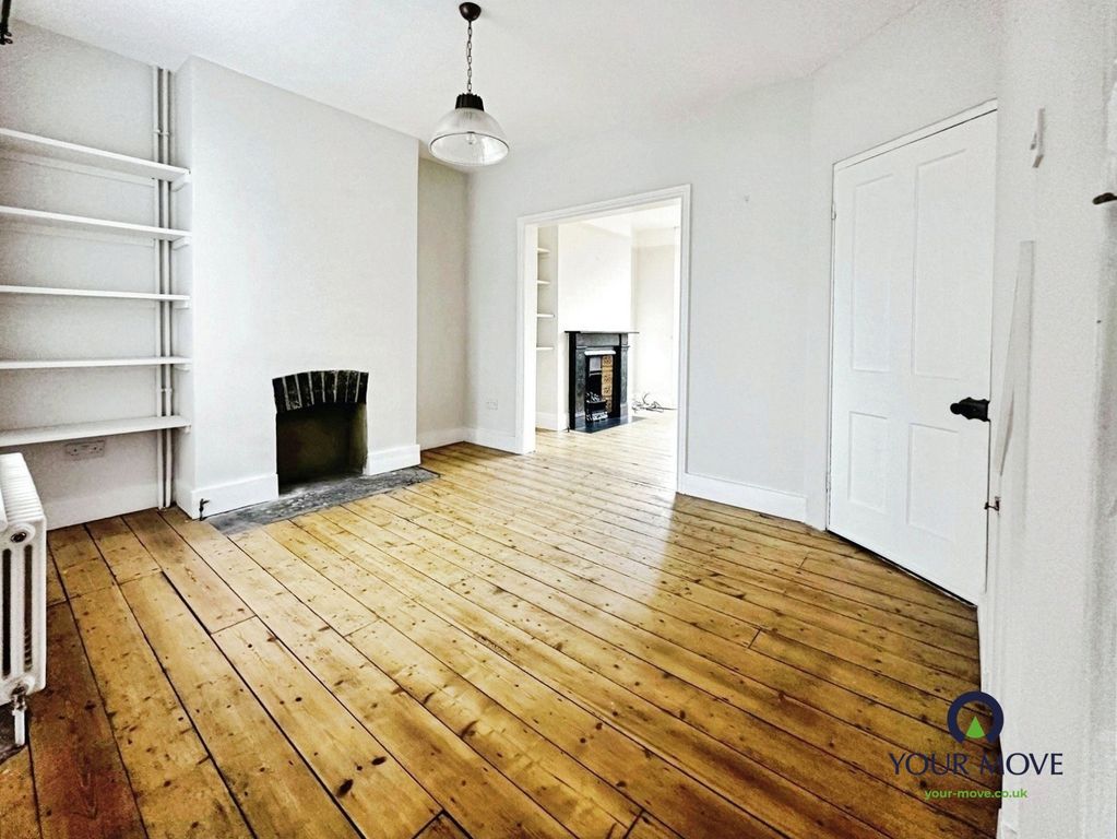 Property photo 2 of 10 Pbox-Img.Jpg