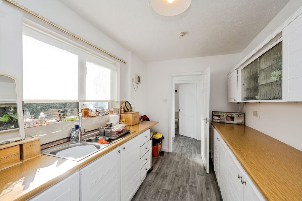 Property photo 2 of 17 Pbox-Img.Jpg