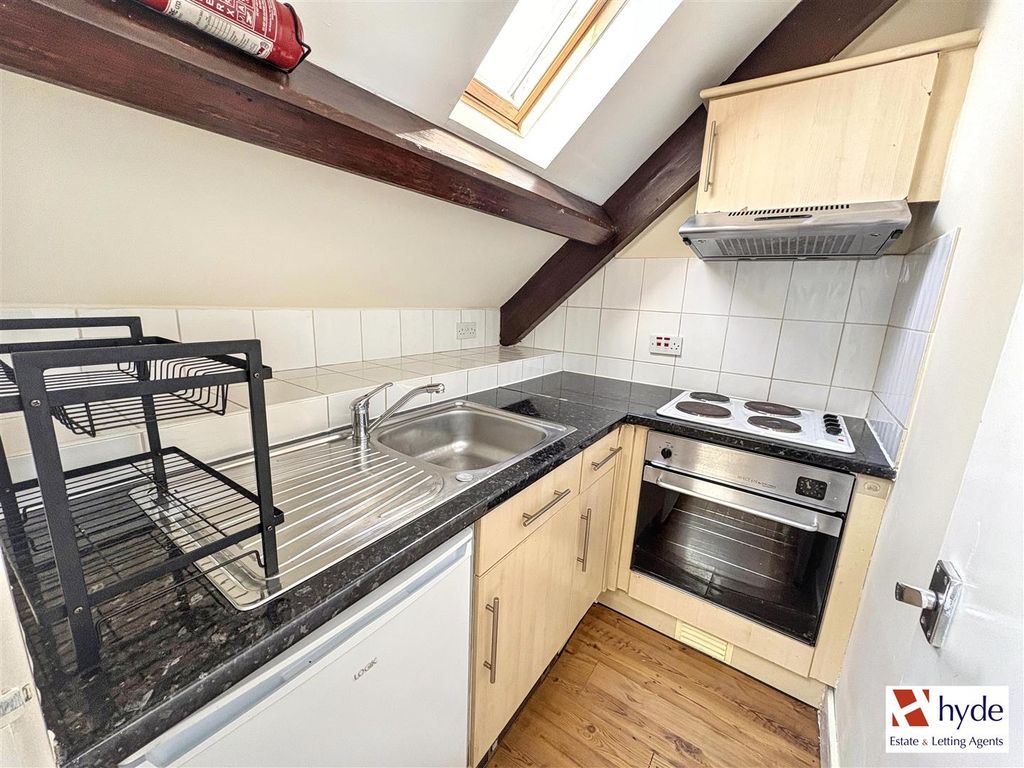 Property photo 3 of 8 Img_5628.Jpg