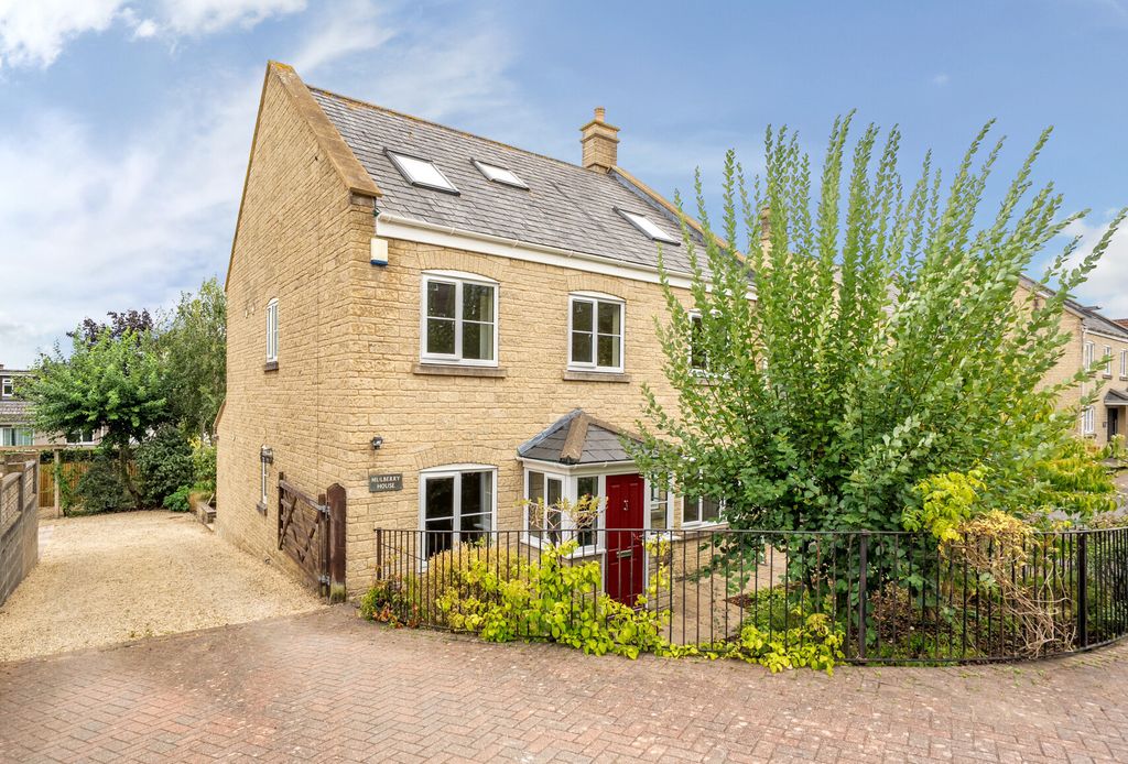 Property photo 2 of 22 1340461-1-68A356B...