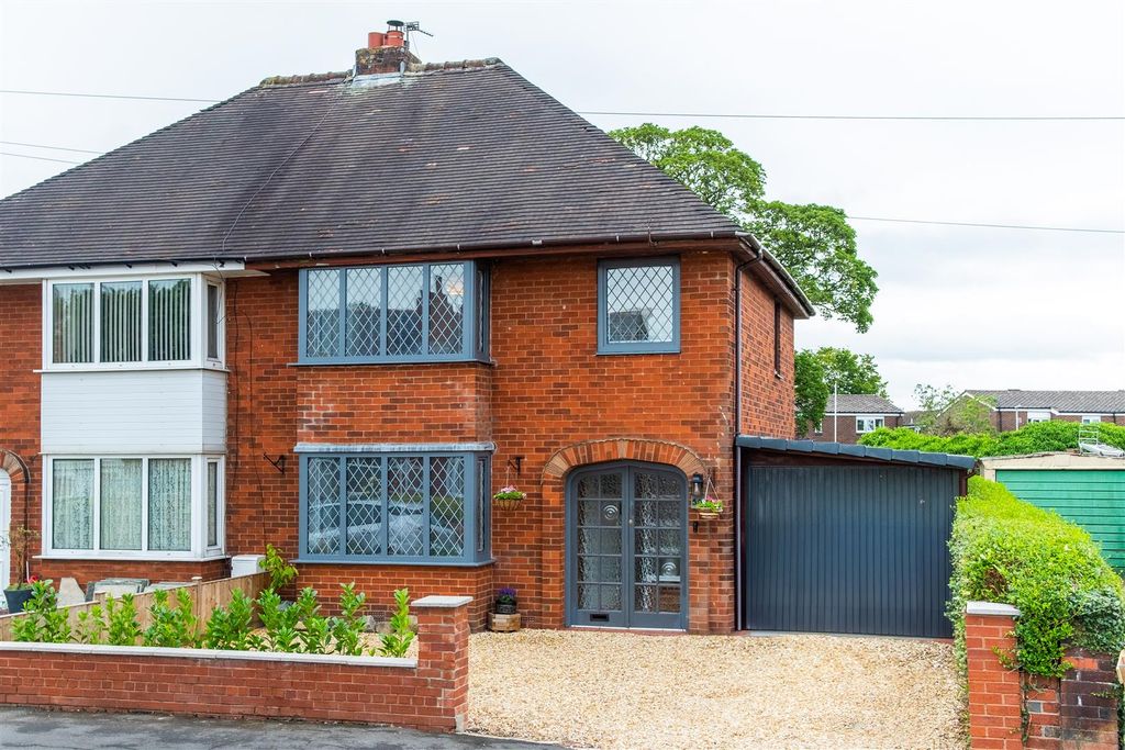 Property photo 1 of 18 Front External