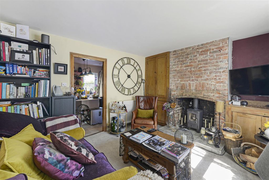 Property photo 3 of 15 Living Room
