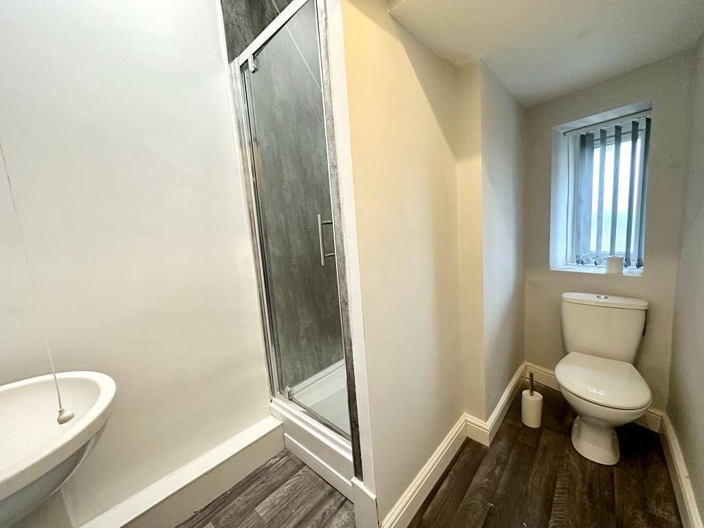 Property photo 3 of 11 Gallery