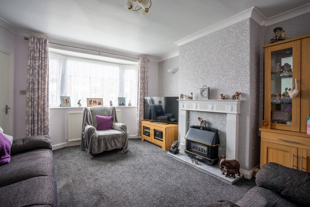 Property photo 2 of 15 Sa-15.Jpg