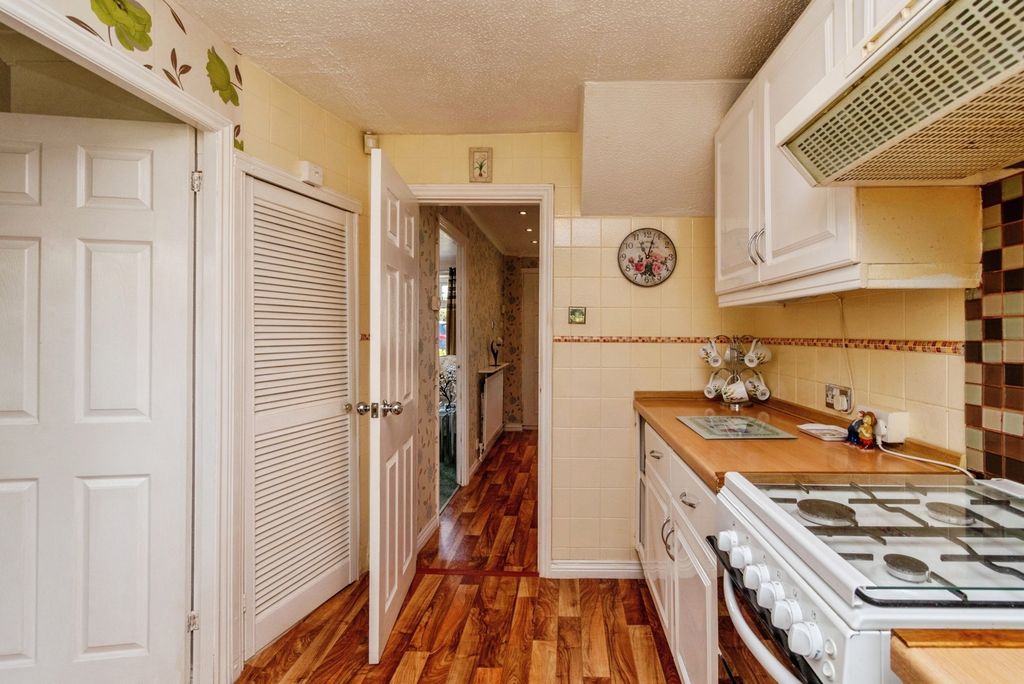 Property photo 3 of 20 Pbox-Img.Jpg