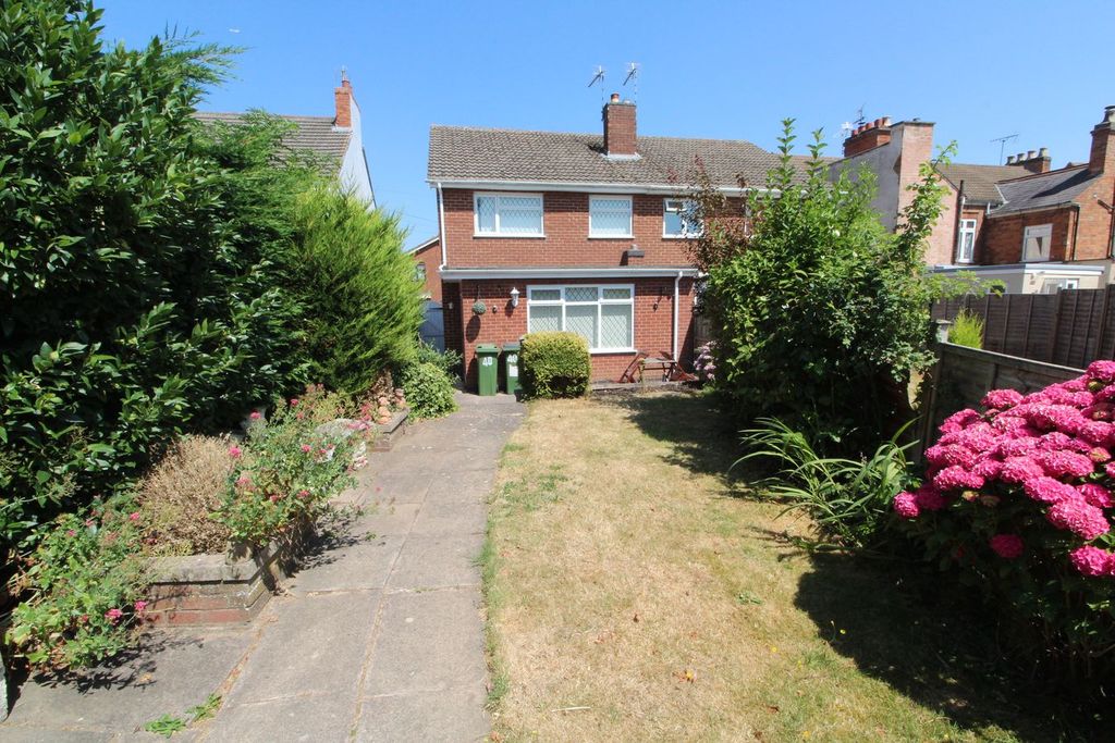 Property photo 2 of 16