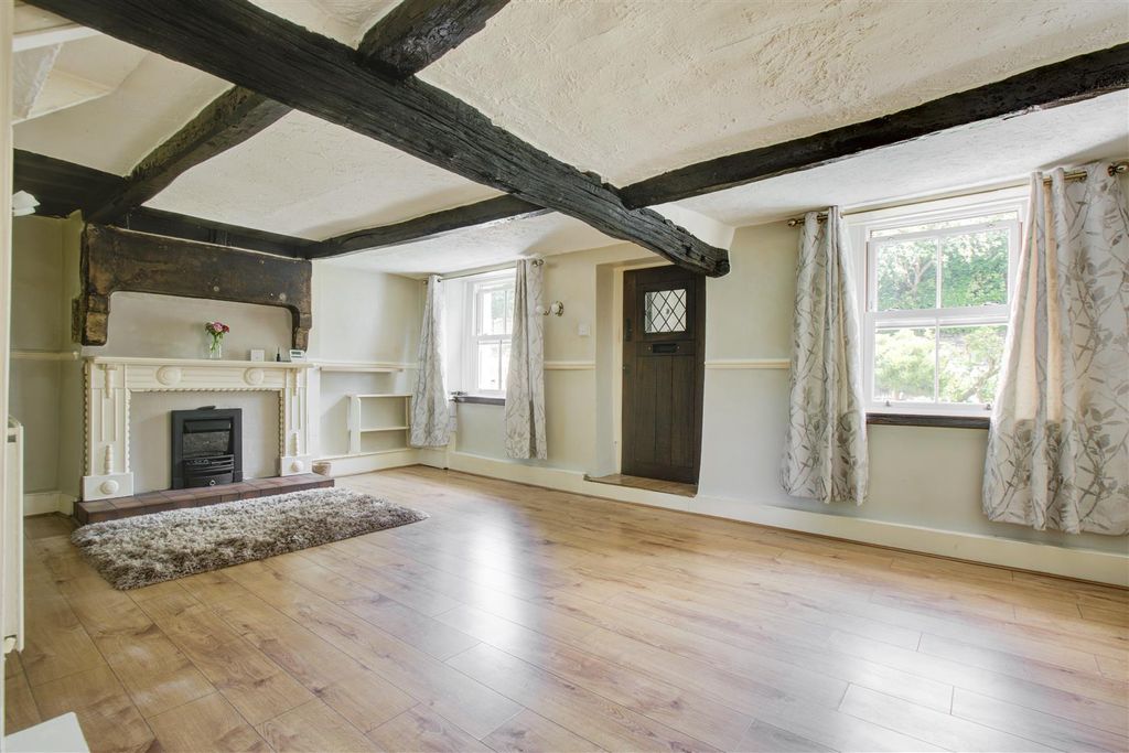 Property photo 3 of 35