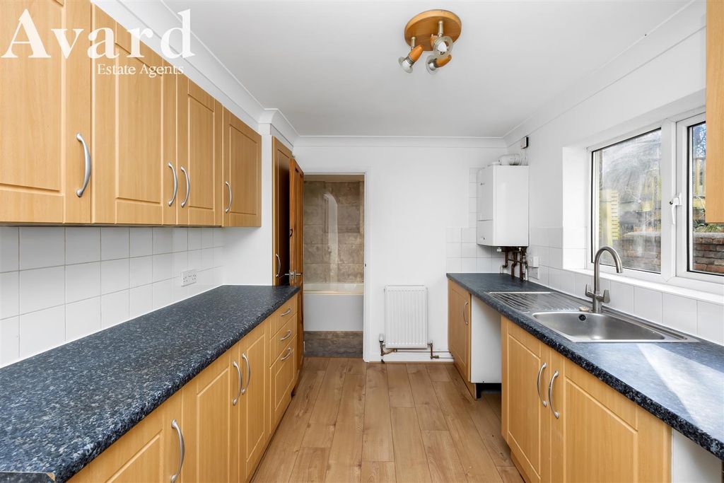 Property photo 3 of 12 Springfield Road_82A-007.Jpg