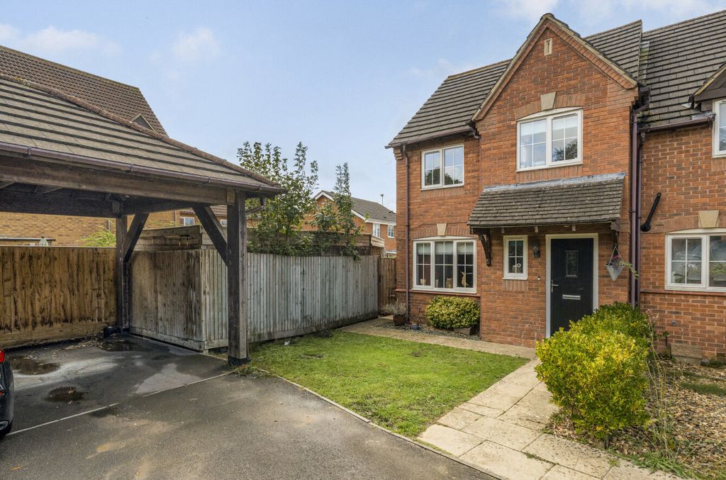 Property photo 1 of 19 1353084-2-68c8151...