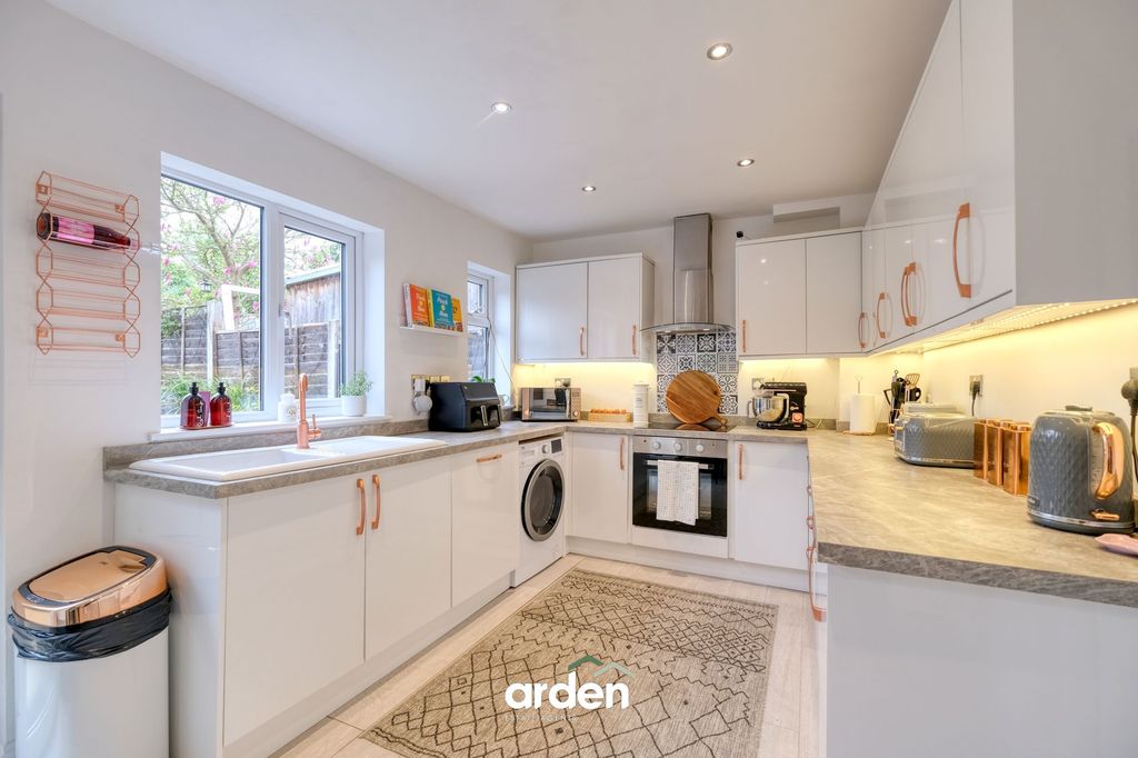 Property photo 3 of 15